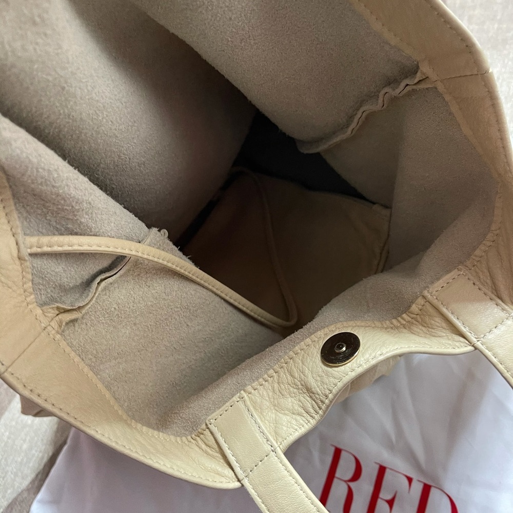 ☀️Red by Valentino bag ☀️ - Picture 7 of 8